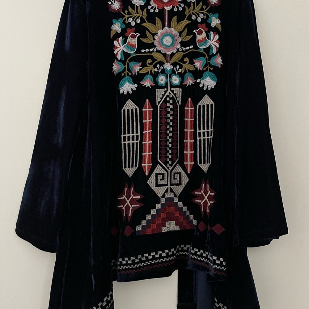 Navy Blue Velvet  Jacket - Picture 5 of 5